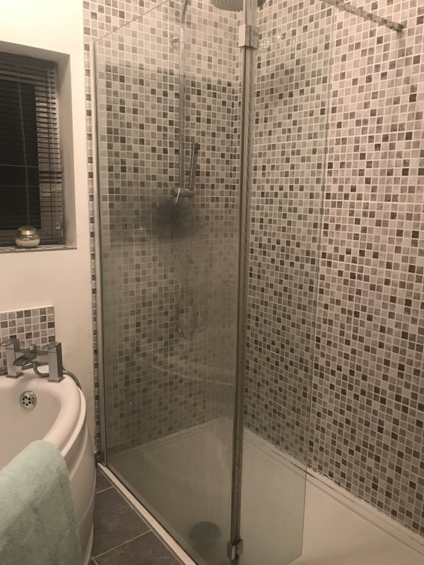 Room Tixall Road in Birmingham