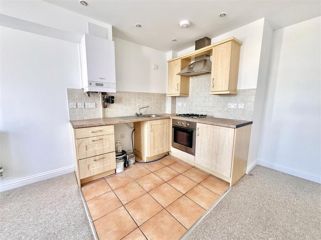 Flat West Street in Arun