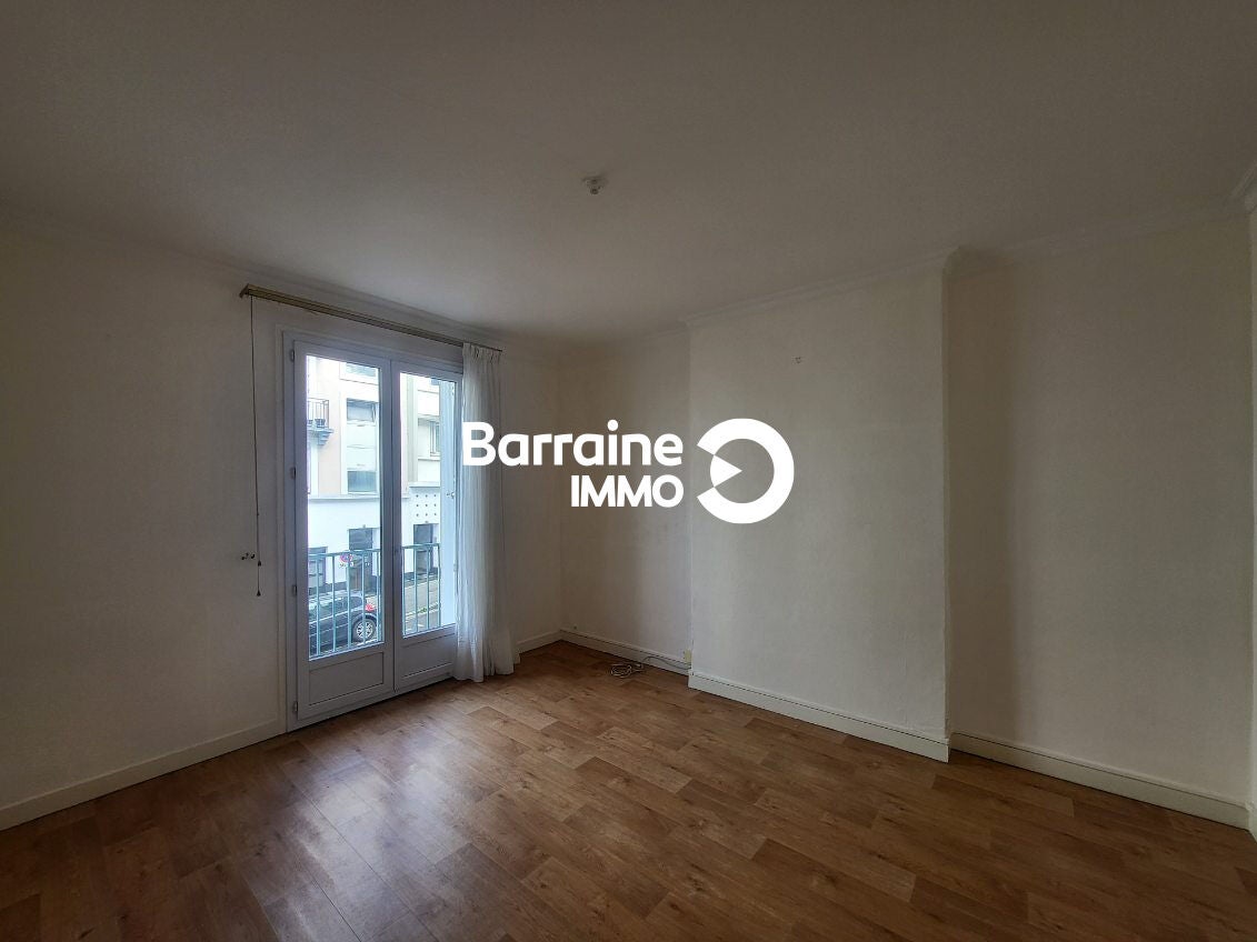 Flat Rue Joachim du Bellay in Brest
