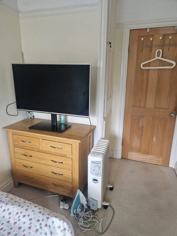 Room Croydon Road in Greater London