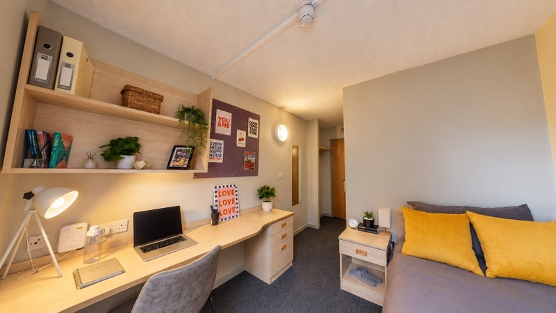 Room Leadmill Road in Sheffield