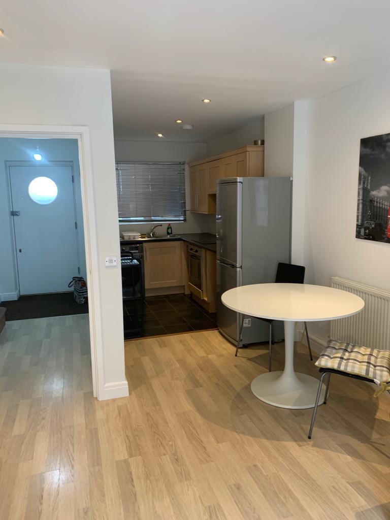 Flat Kimpton Road in Luton