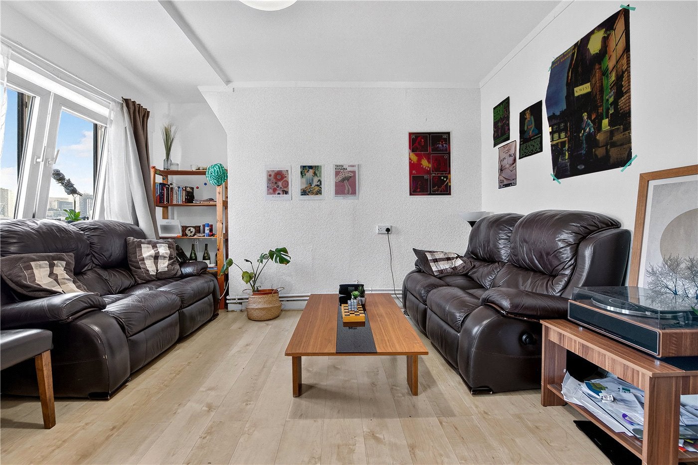 Flat Percival Street in Greater London