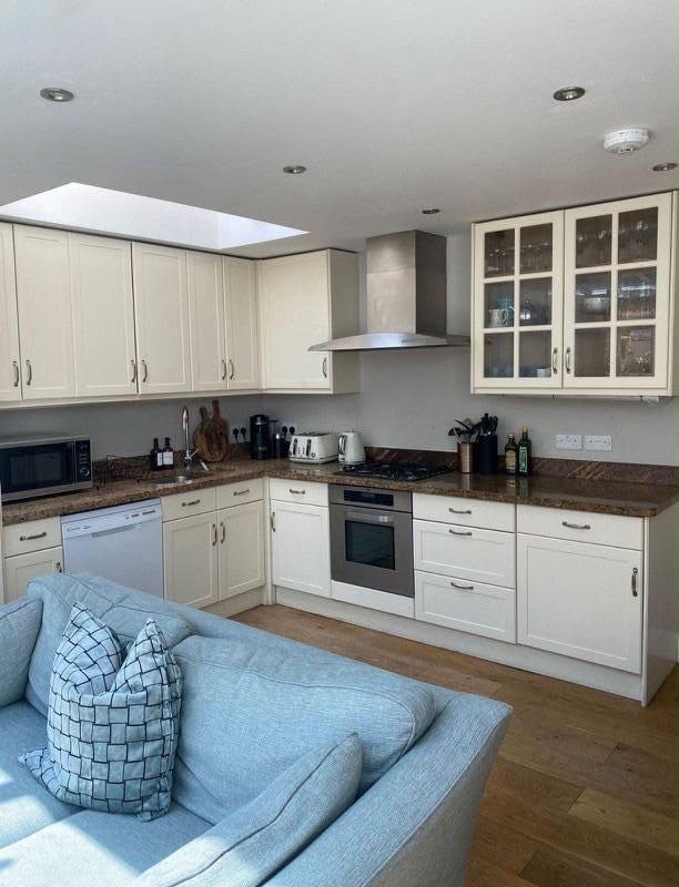 Room Marney Road in Greater London