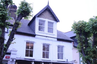 Flat Humber Road in Greater London
