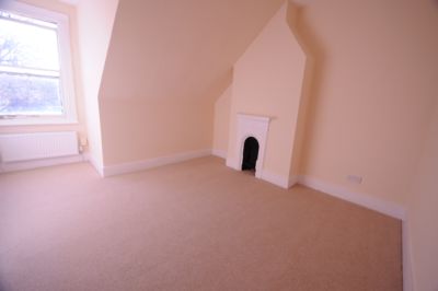 Flat Humber Road in Greater London