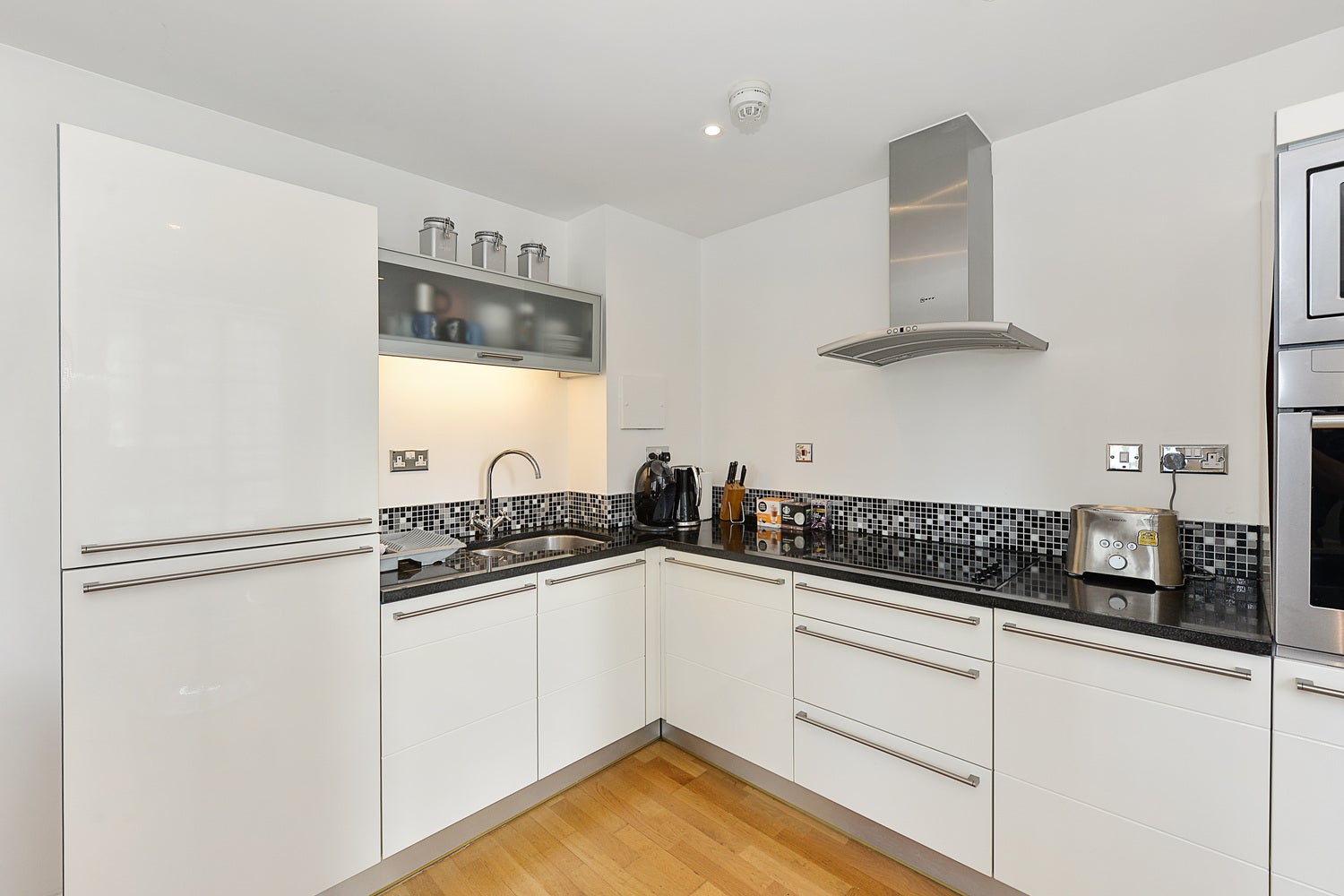 Flat Millharbour in Greater London