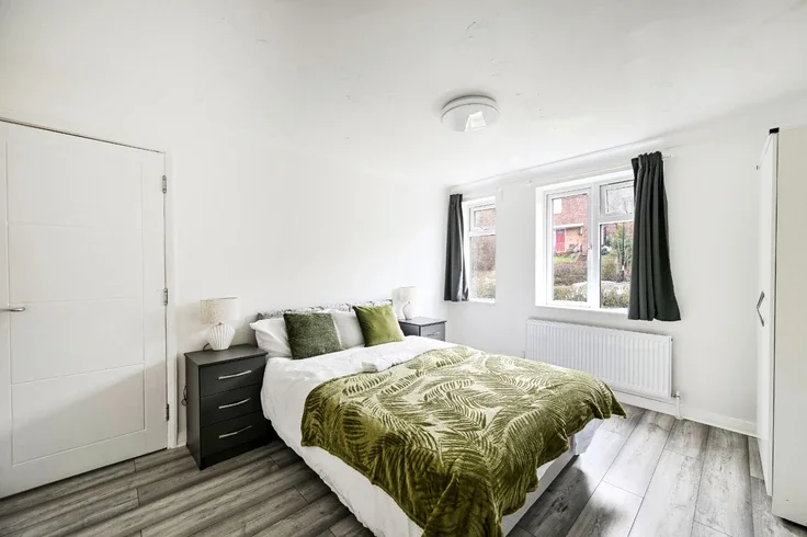 House Somerton Close in Greater London