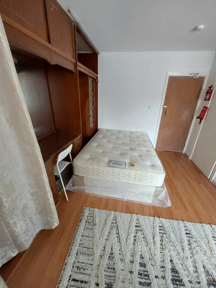Flat Sudbury Hill Close in Greater London