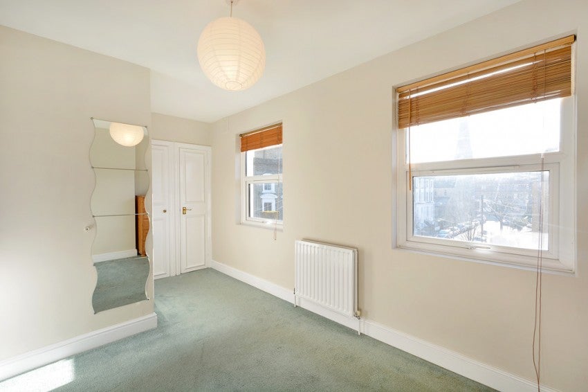 Flat St John's Hill Grove in Greater London