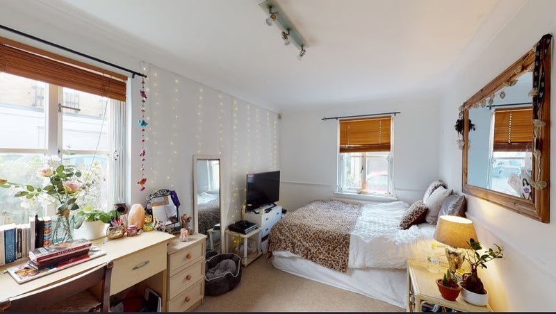 Room Vestry Mews in Greater London