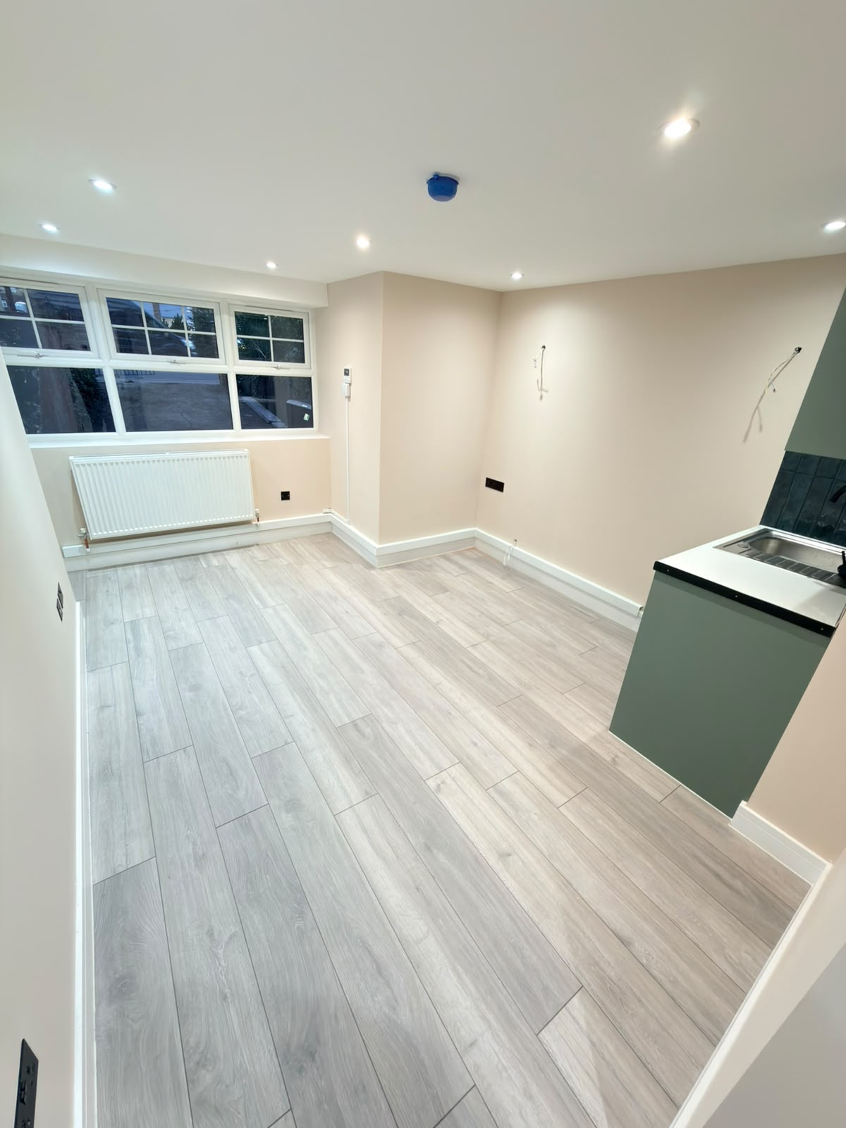Flat Upper Clapton Road in Greater London