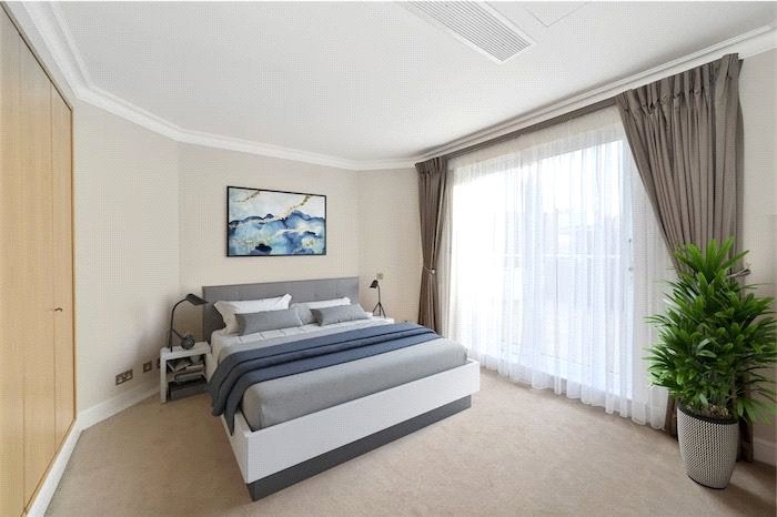 Flat St Edmund's Terrace in Greater London