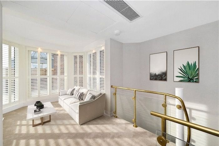 Flat St Edmund's Terrace in Greater London