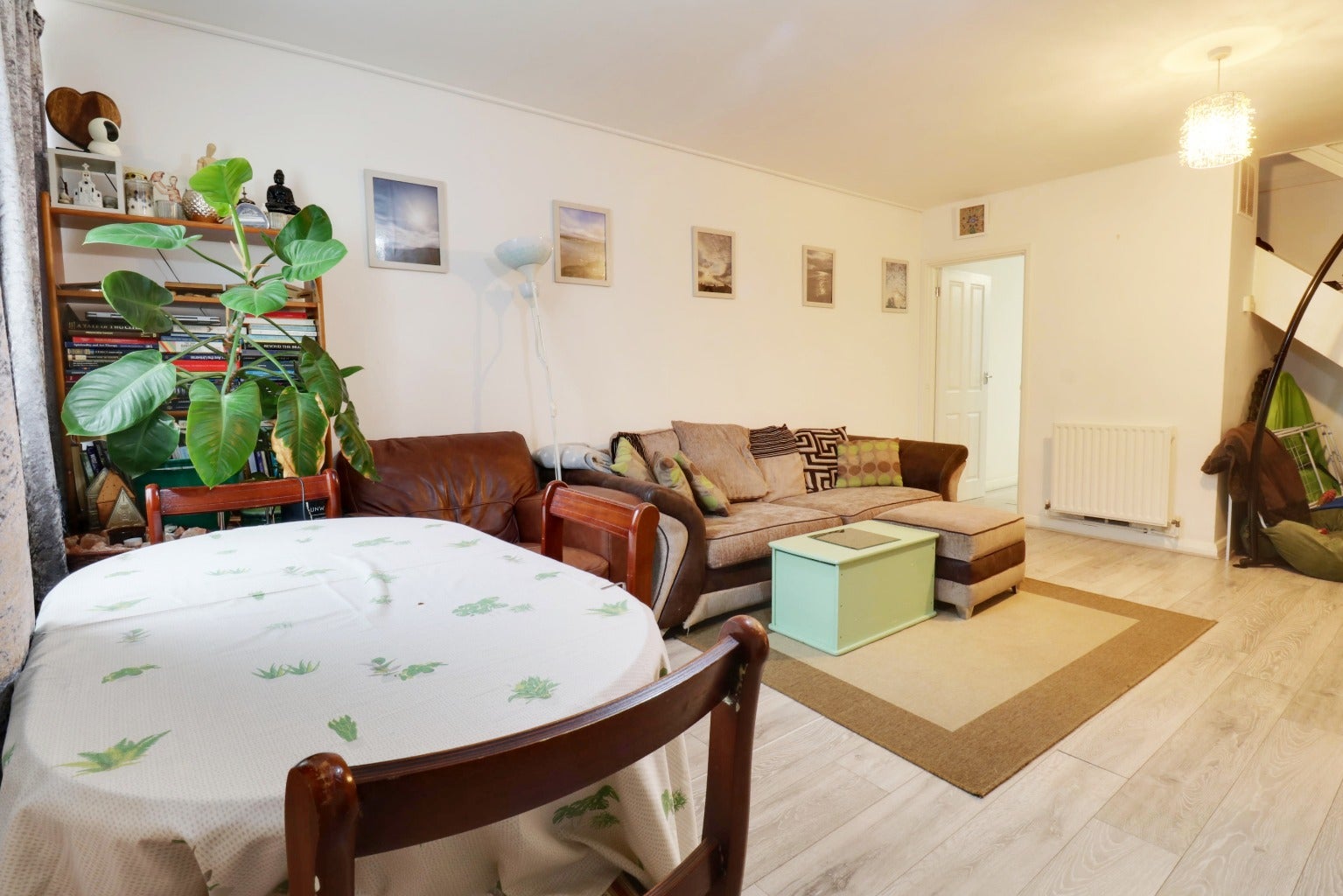 Flat Plaistow Grove in Greater London