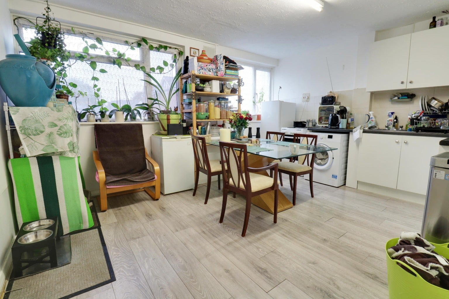 Flat Plaistow Grove in Greater London