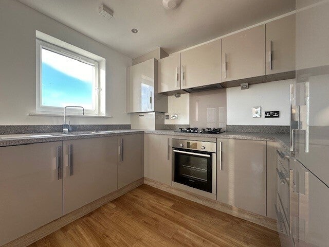 Flat Princes Way in Milton Keynes
