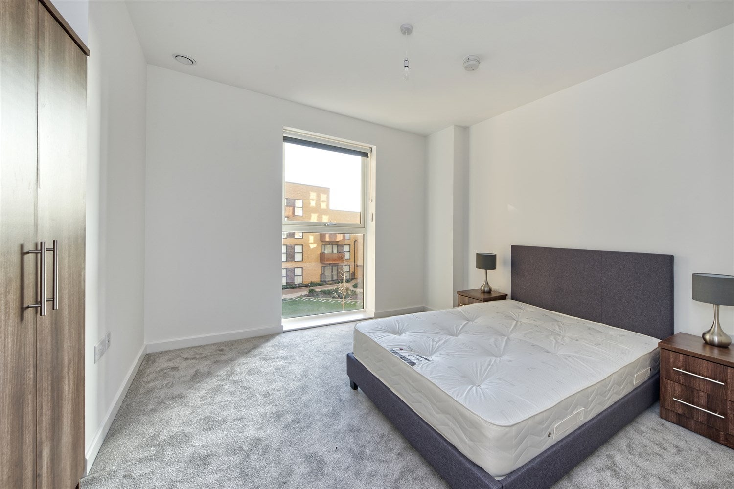 Flat East Acton Lane in Greater London