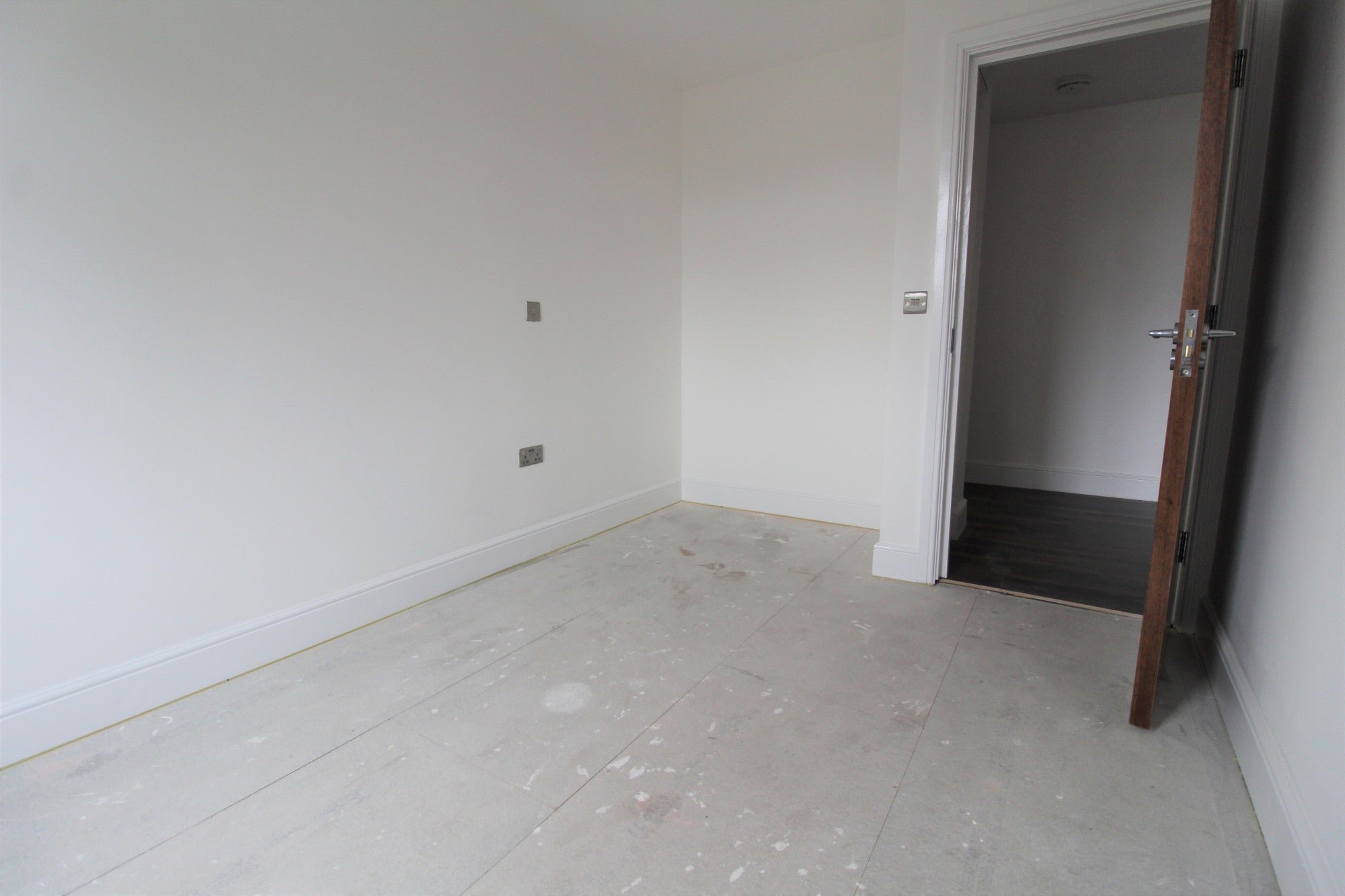 Flat Hyde Road in Watford