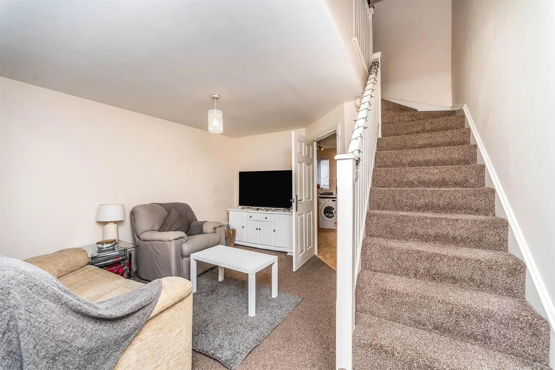 House Lon Enfys in Swansea