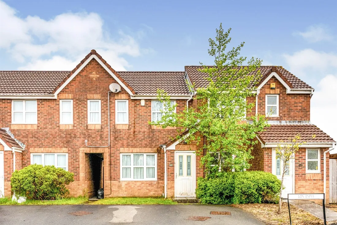 House Lon Enfys in Swansea
