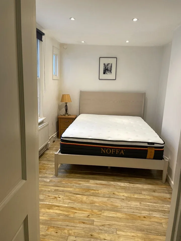 Flat Ponsonby Terrace in City of Westminster