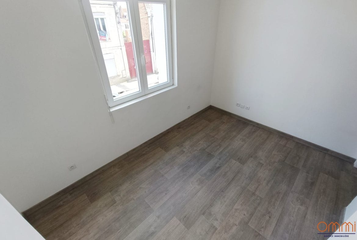 Flat Rue Léon Dupontreué in Amiens