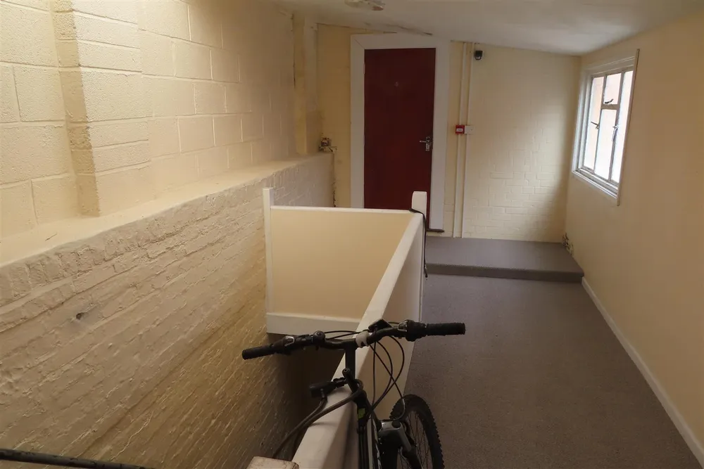 Room Clare Street in Bridgwater