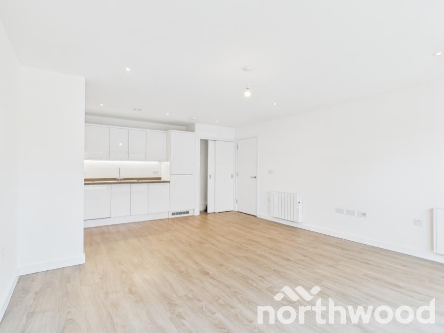 Flat Manorfield in Ashford