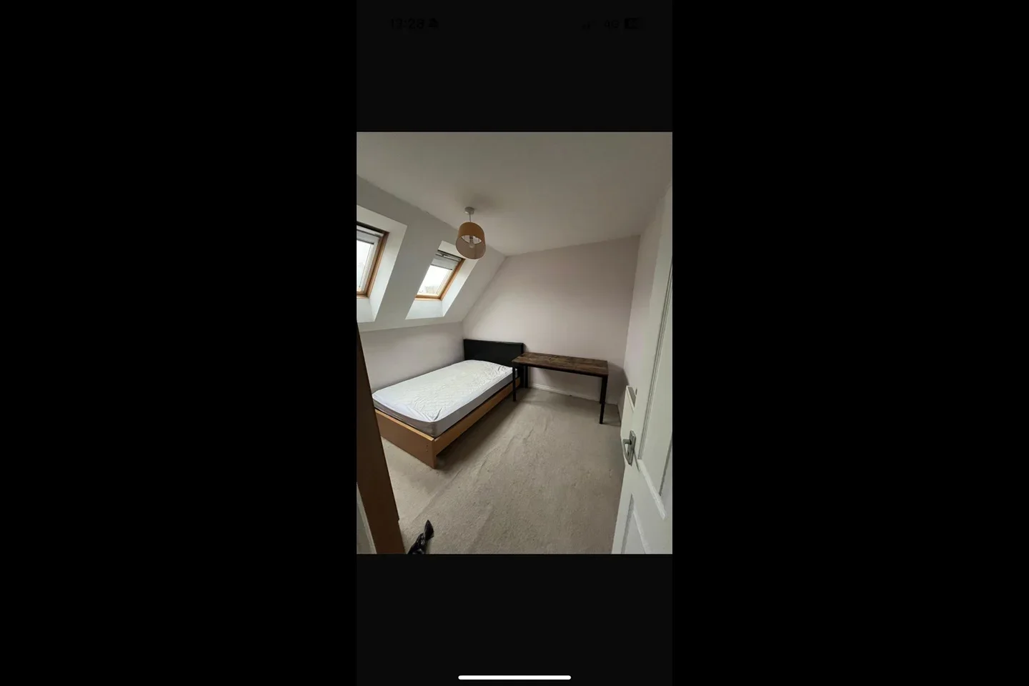 Room Rosehip Road in Cambridge