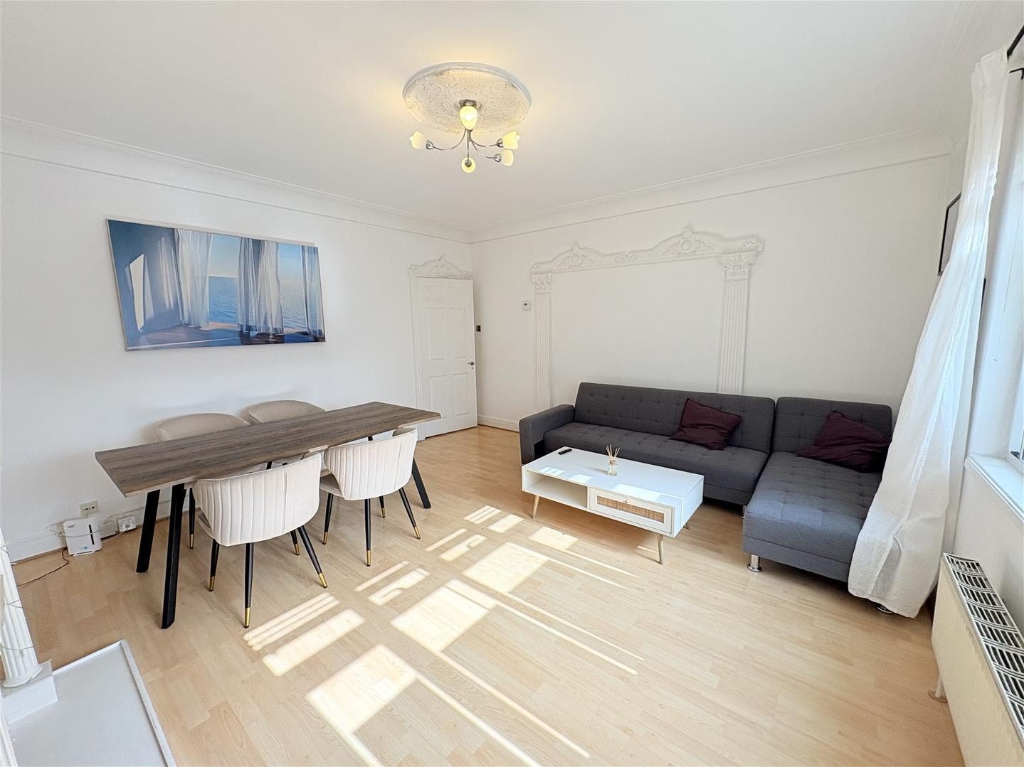 Flat Montagu Mansions in City of Westminster