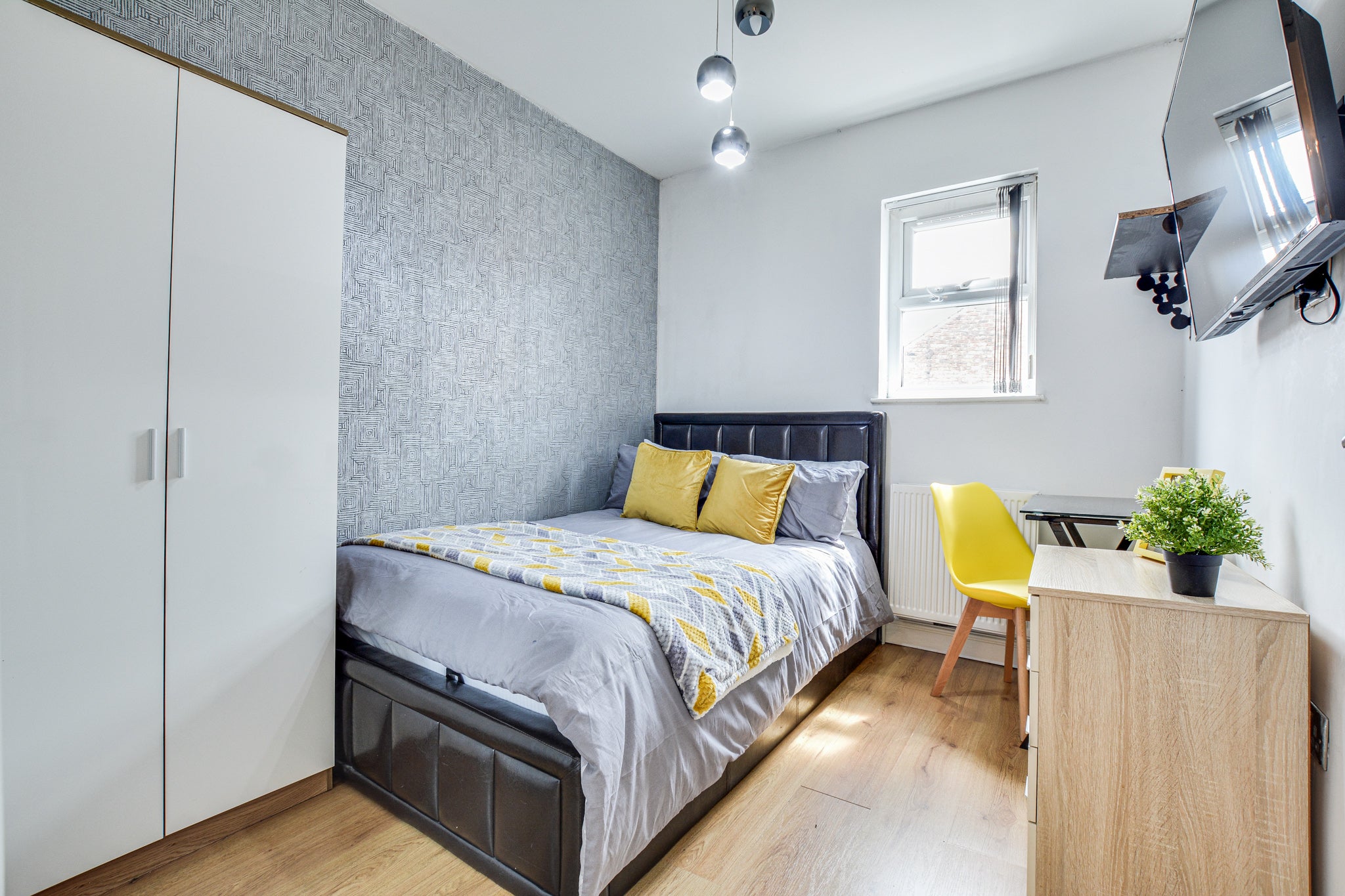 Room Riga Road in Manchester