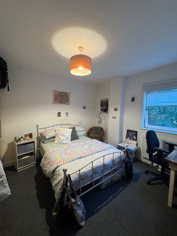 Room Mare Street in Greater London