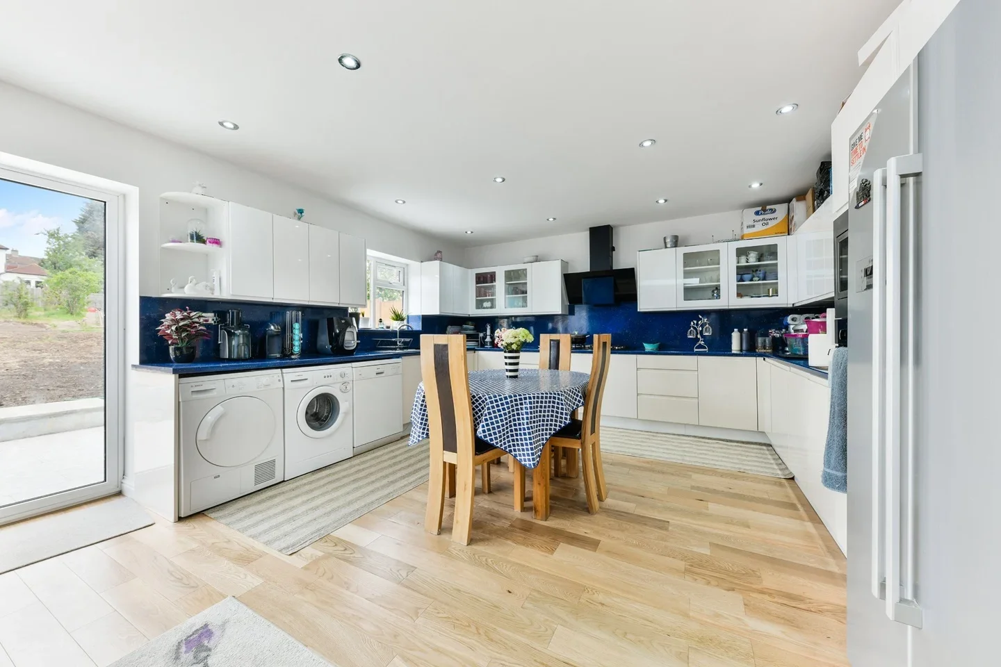 Room Stayton Road in Greater London