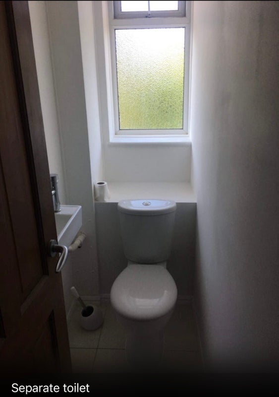 Room Smithwood Close in Greater London