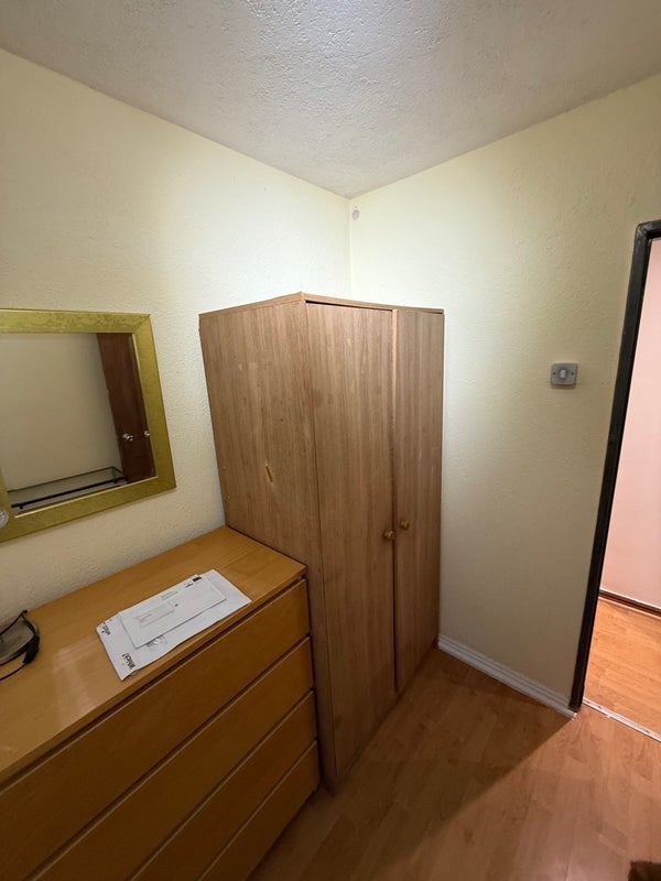Room Smithwood Close in Greater London