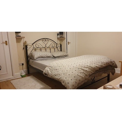 Flat Killyon Terrace in London