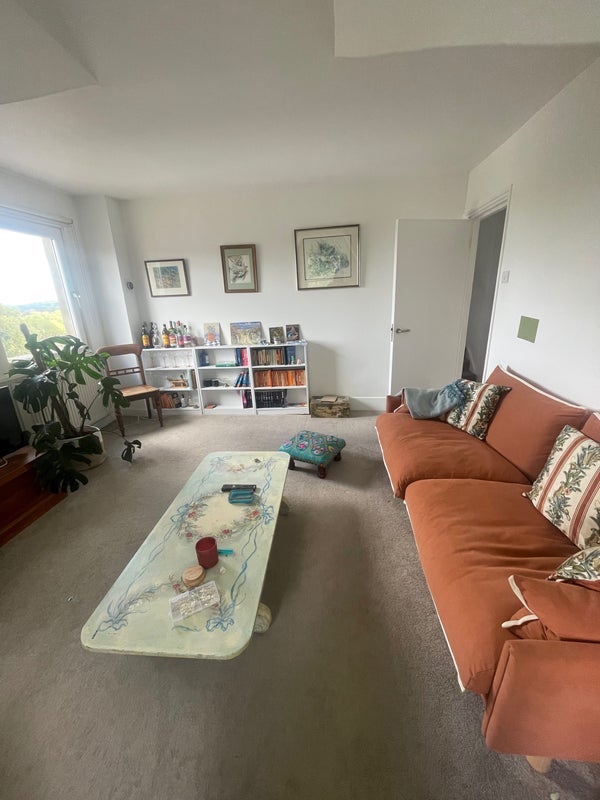Room Hitherfield Road in Greater London