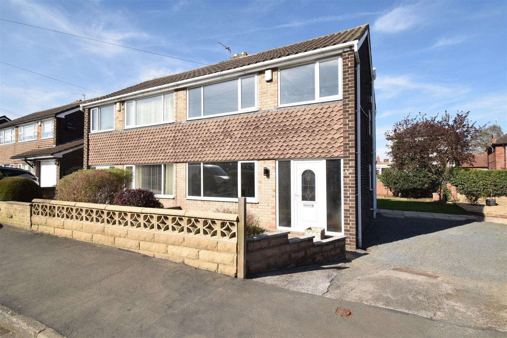 Flat Nettleton Street in Wakefield