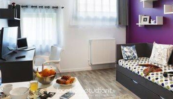 Flat Rue Anatole France in Nanterre