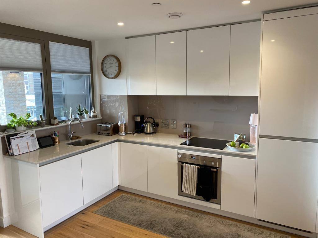 Flat Caithness Walk in Greater London