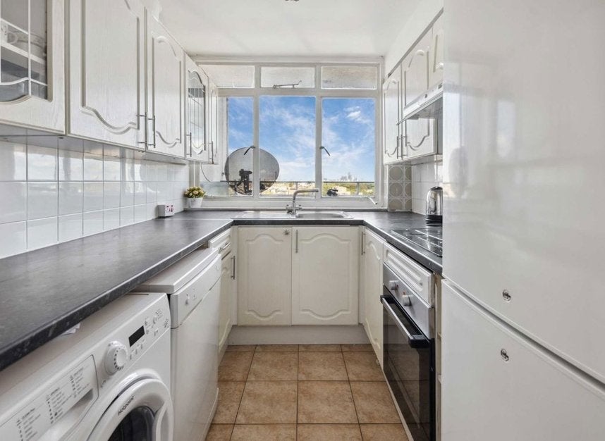 Flat Notting Hill Gate in Greater London