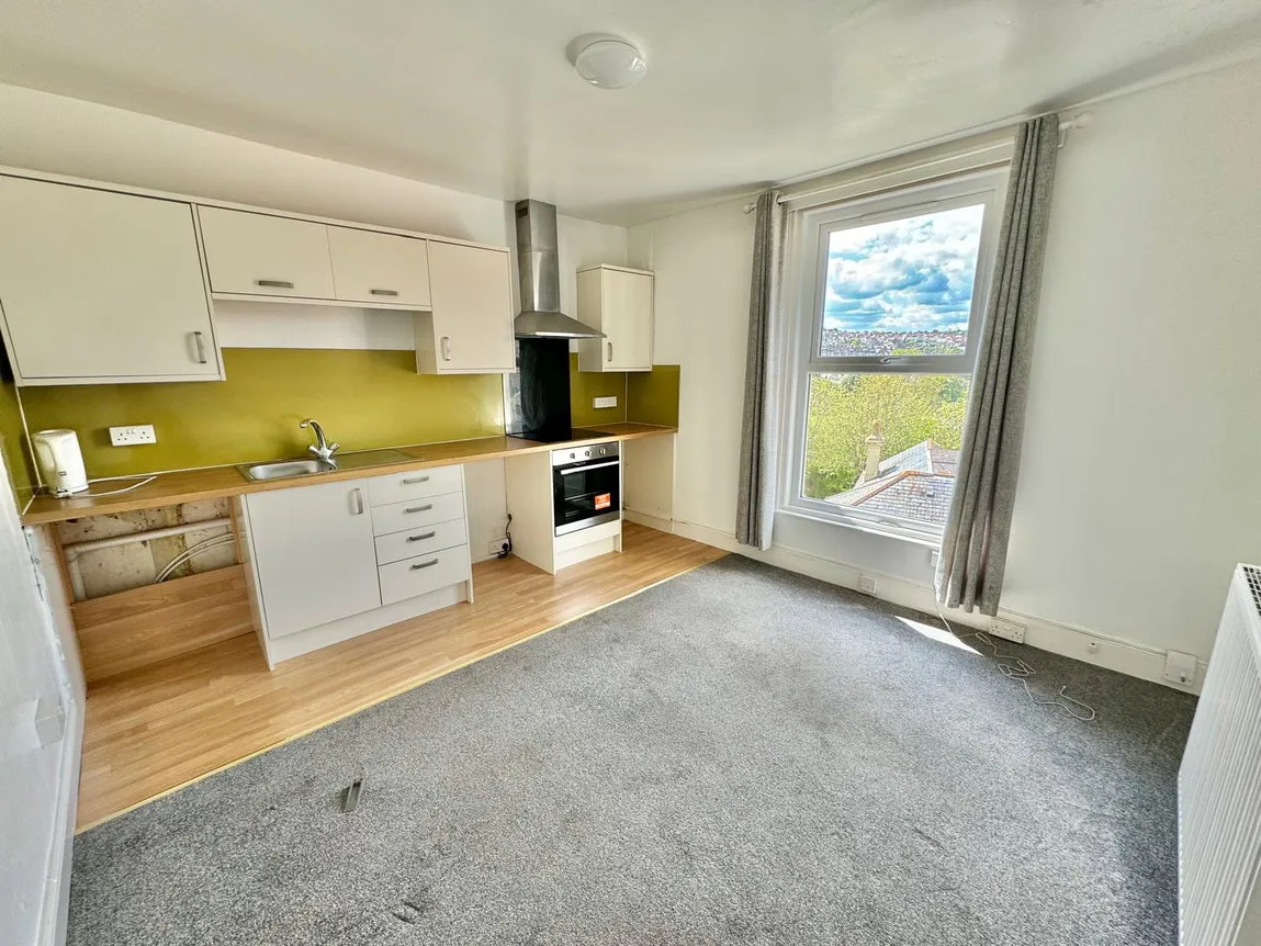 Flat Bath Lane in Torquay
