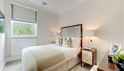 Flat Kensington Gardens Square in City of Westminster