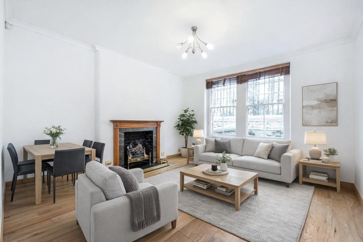 Flat Walton Street in Greater London