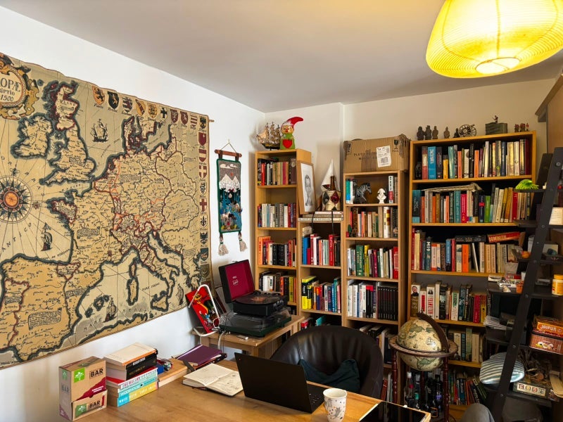 Room Maiden Lane in City of Westminster