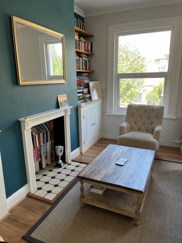 Room Latchmere Road in Greater London