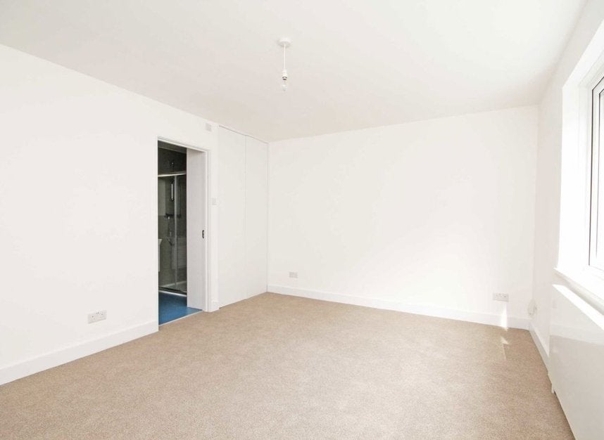 House Penderyn Way in Greater London