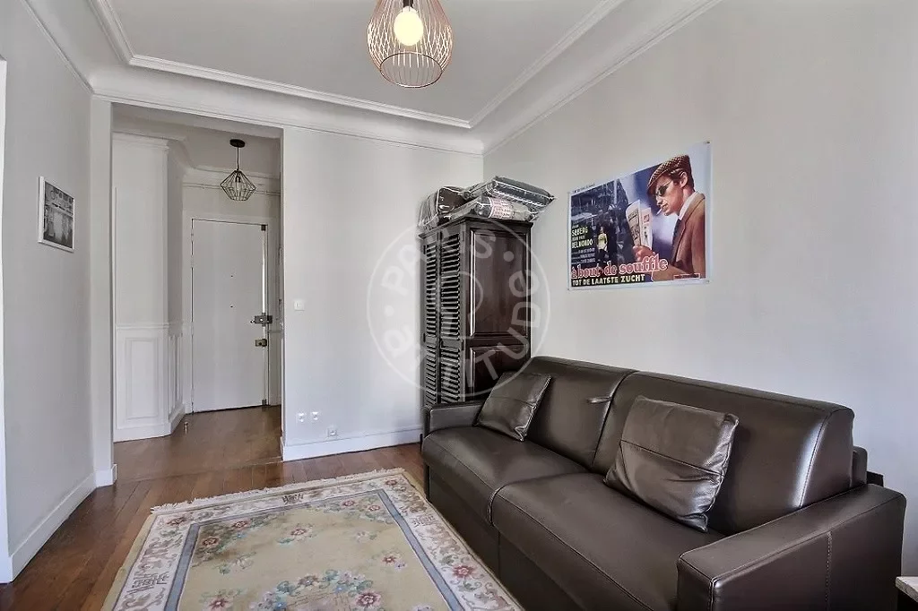 Appartement Rue Trousseau à Paris