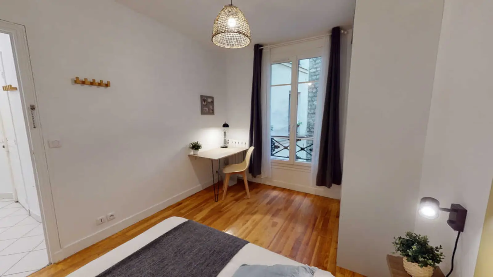 Chambre Place des Ternes à Paris